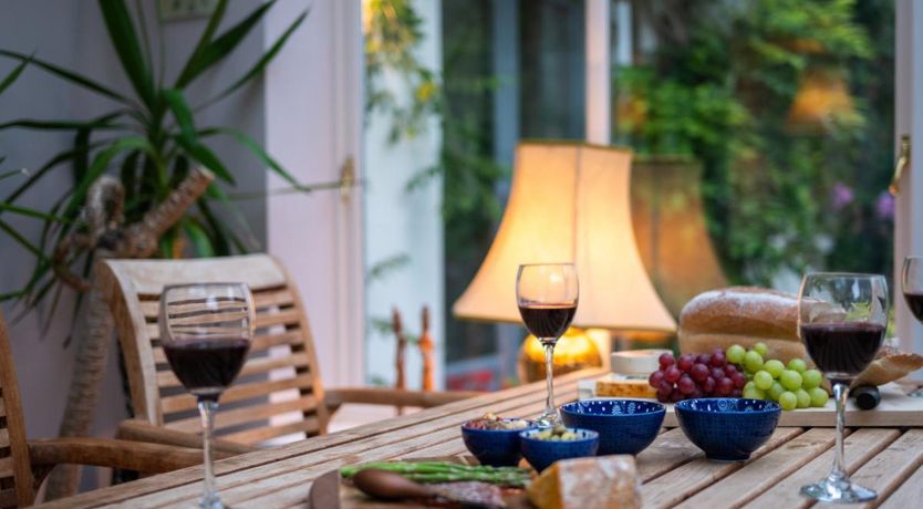 Photo of 5 Bed in East Cowes