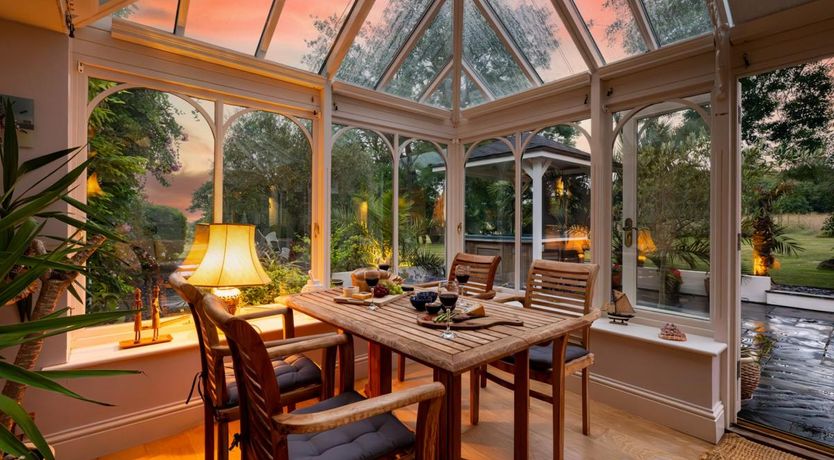 Photo of 5 Bed in East Cowes