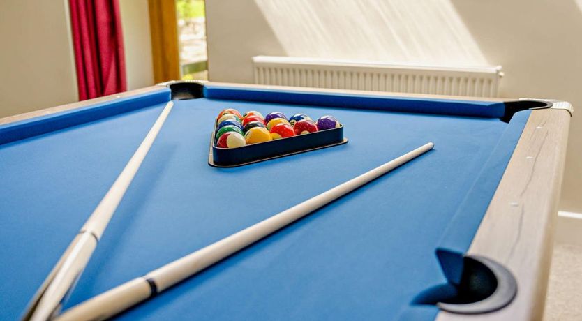 Photo of 6 Bed in Martindale