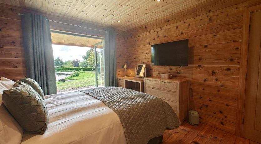Photo of 2 Bed in Kentisbeare