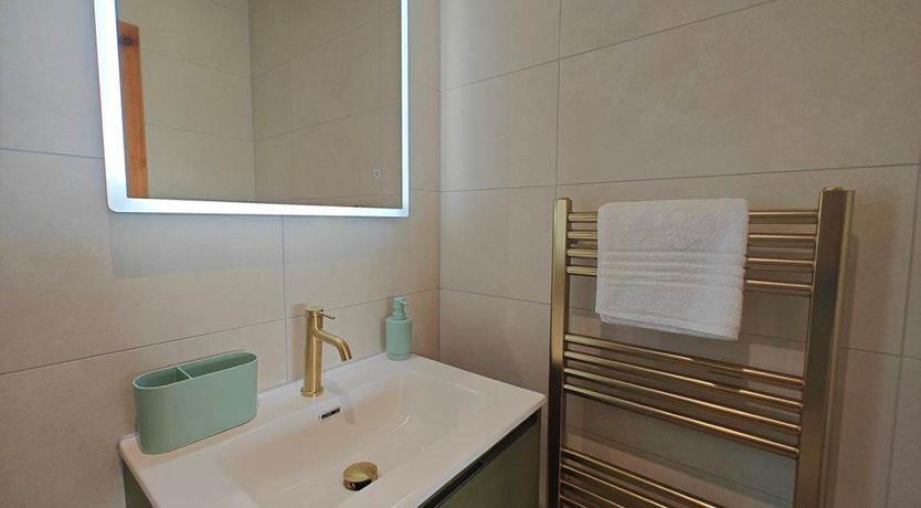 Photo of 2 Bed in Kentisbeare