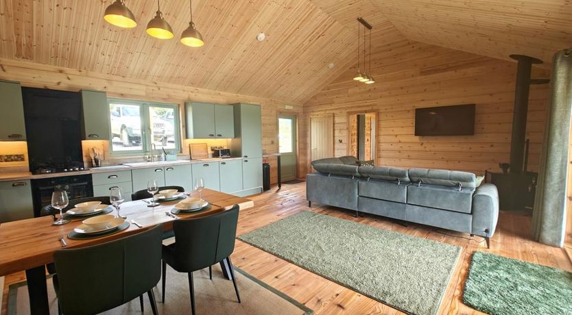 Photo of 2 Bed in Kentisbeare