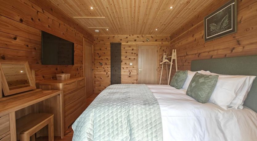 Photo of 2 Bed in Kentisbeare