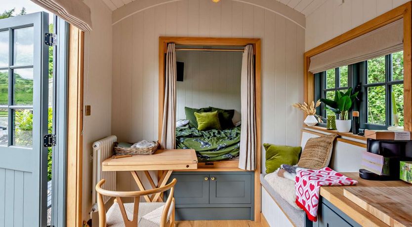 Photo of 1 Bed in Warsill