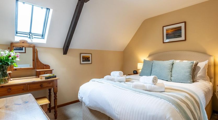 Photo of 2 Bed in Godshill