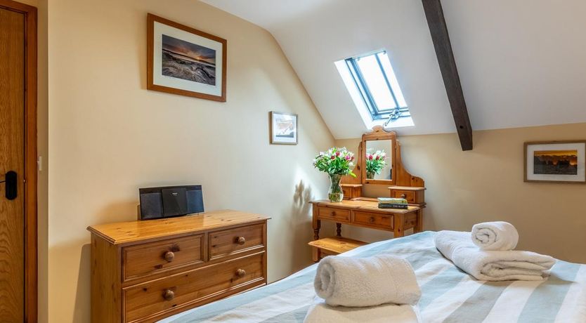 Photo of 2 Bed in Godshill