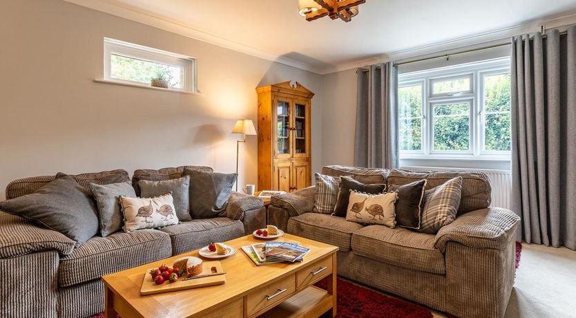 Photo of 2 Bed in Godshill