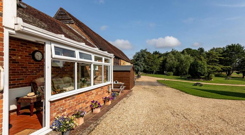 Photo of 2 Bed in Godshill