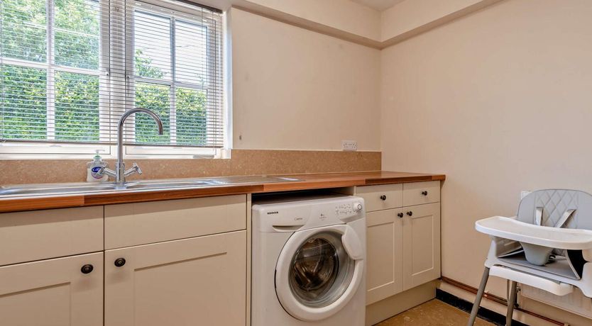 Photo of 2 Bed in Blandford Forum