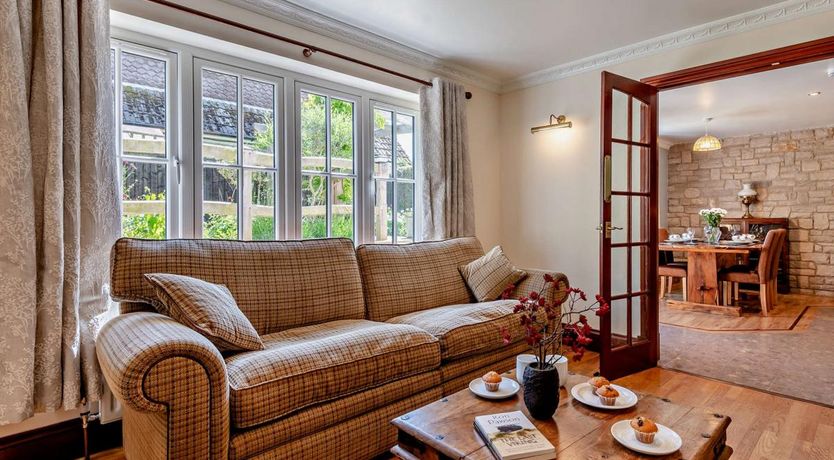 Photo of 2 Bed in Winterborne Stickland