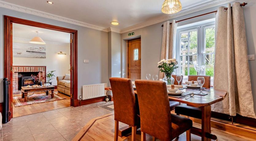 Photo of 2 Bed in Winterborne Stickland