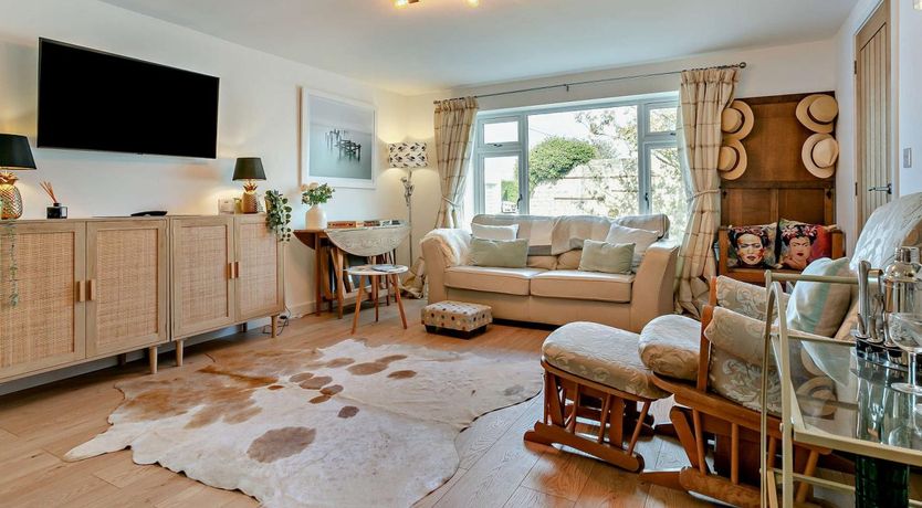 Photo of 1 Bed in Hayle