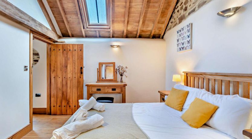 Photo of 2 Bed in St. Giles-on-the-Heath