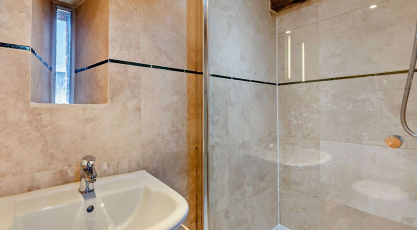 Photo of 2 Bed in St. Giles-on-the-Heath