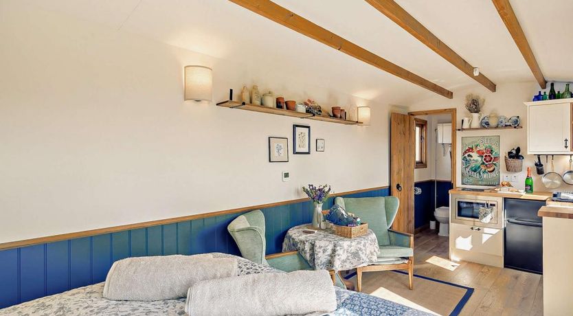 Photo of 1 Bed in Badgeworth