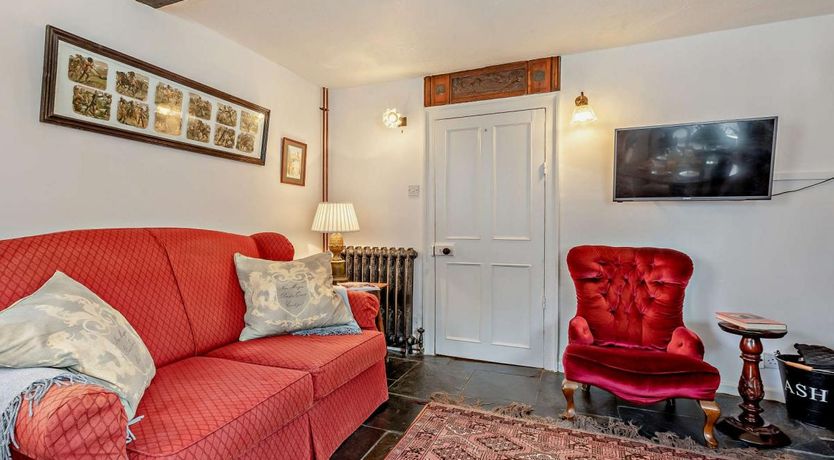 Photo of 1 Bed in Nether Stowey