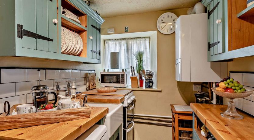 Photo of 1 Bed in Nether Stowey