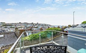 Photo of in Brixham (95361)