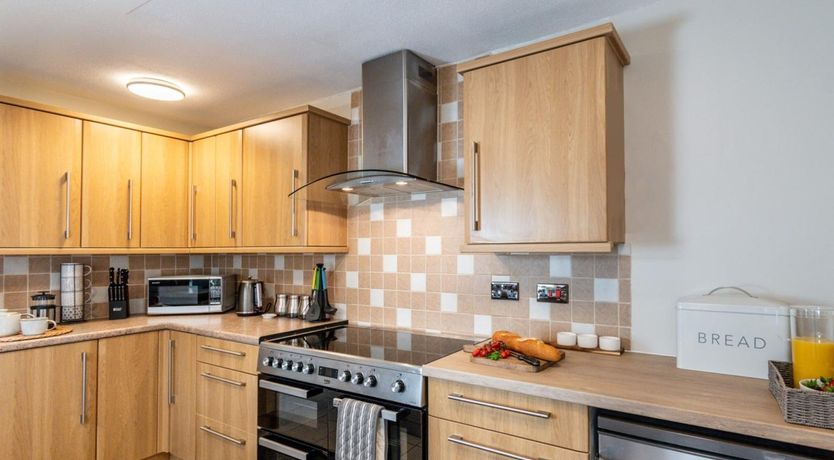 Photo of 2 Bed in Milford Haven