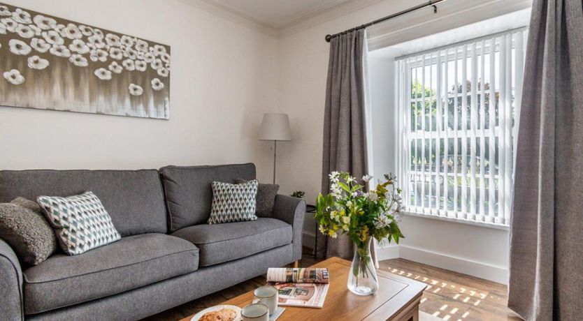 Photo of 2 Bed in Milford Haven