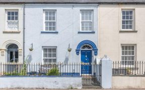 Photo of 2 Bed in Milford Haven