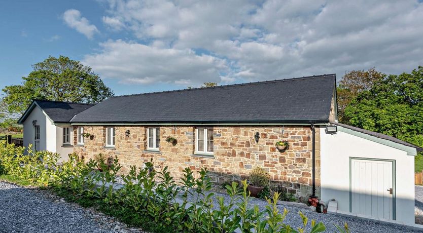 Photo of 2 Bed in Llanarth