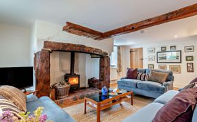 Photo of 3 Bed in Salisbury