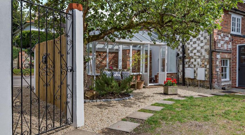 Photo of 3 Bed in Amesbury