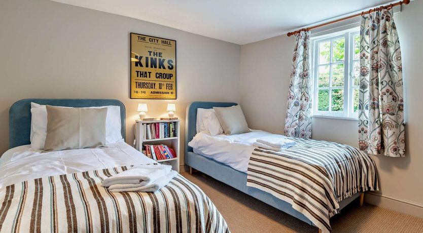 Photo of 3 Bed in Amesbury