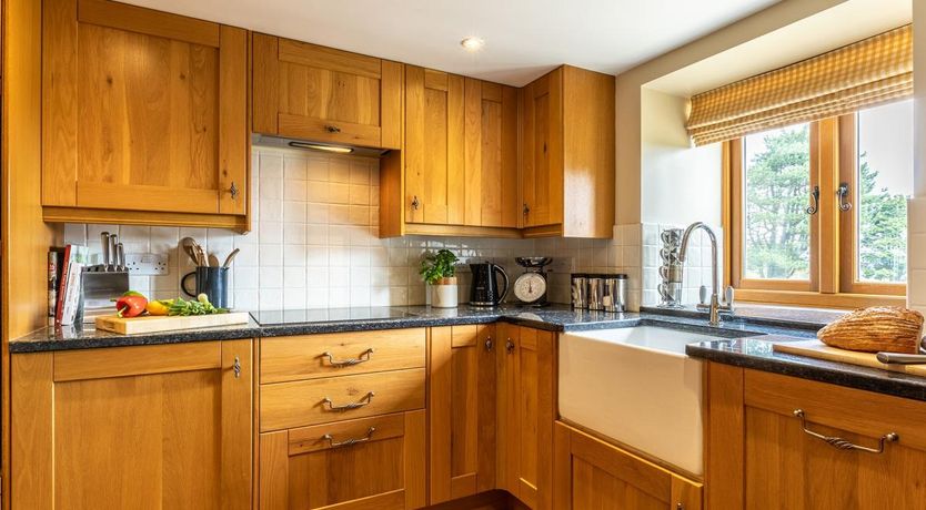 Photo of 2 Bed in Godshill