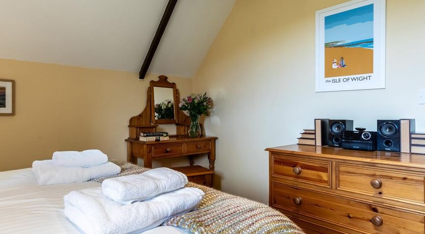 Photo of 2 Bed in Godshill