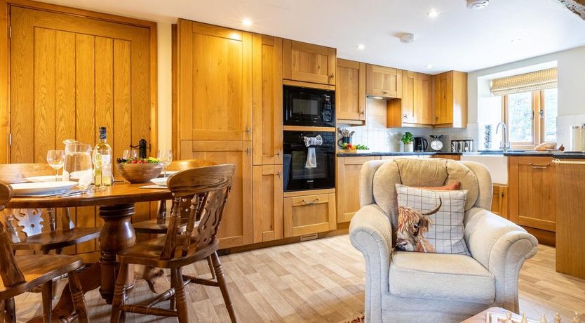 Photo of 2 Bed in Godshill