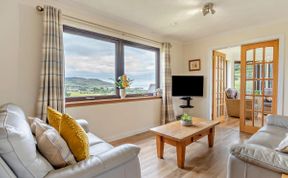 Photo of in Blackwaterfoot (95184)
