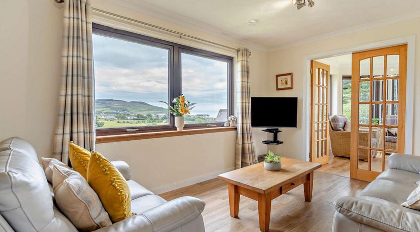 Photo of in Blackwaterfoot (95184)