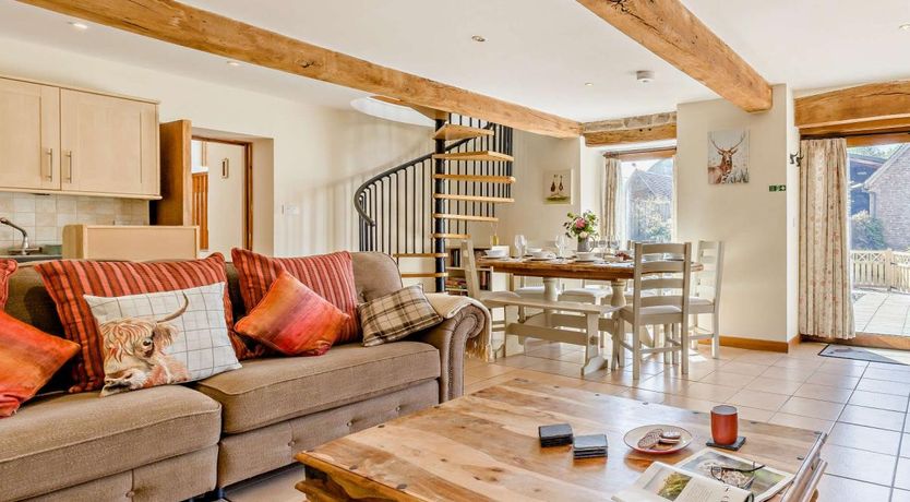 Photo of 5 Bed in Tugford