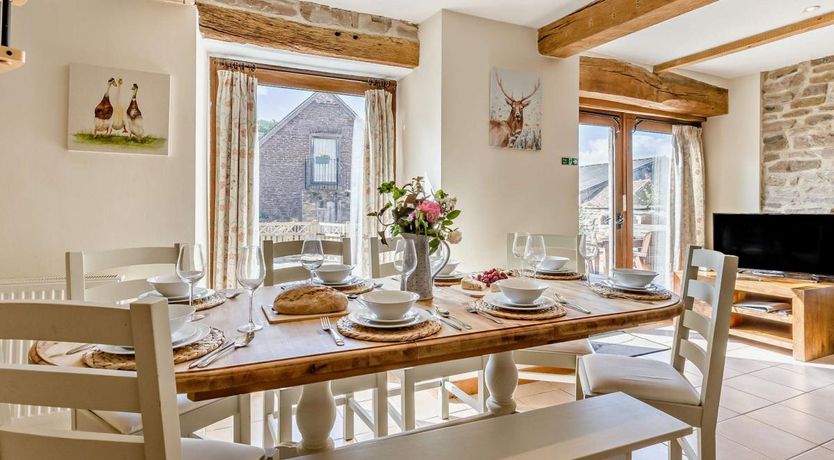 Photo of 5 Bed in Tugford