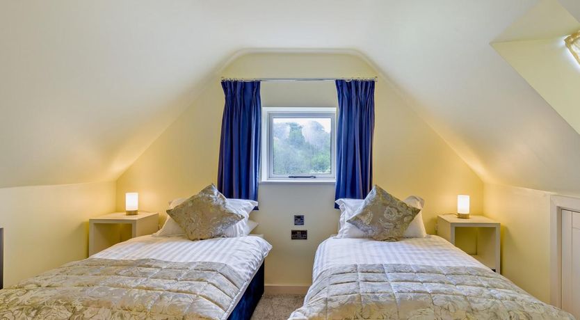 Photo of 2 Bed in Waterhouses