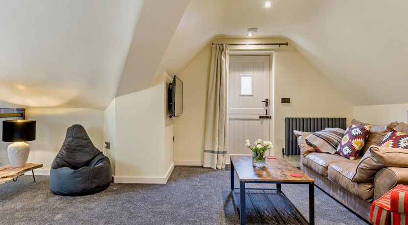 Photo of 2 Bed in Waterhouses