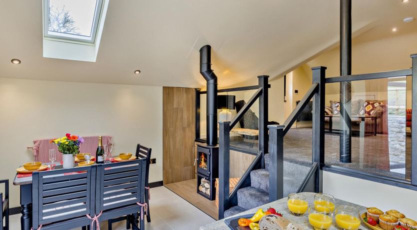 Photo of 2 Bed in Waterhouses