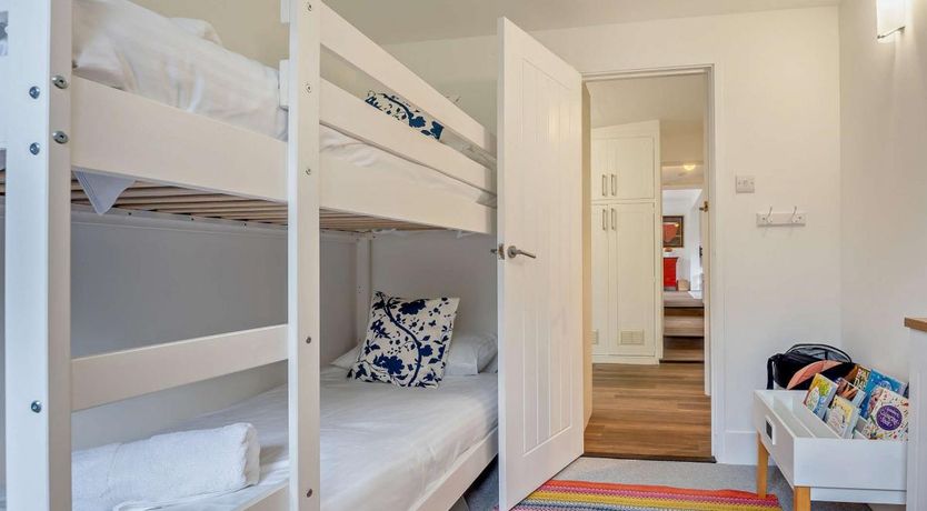 Photo of 3 Bed in Cranmore