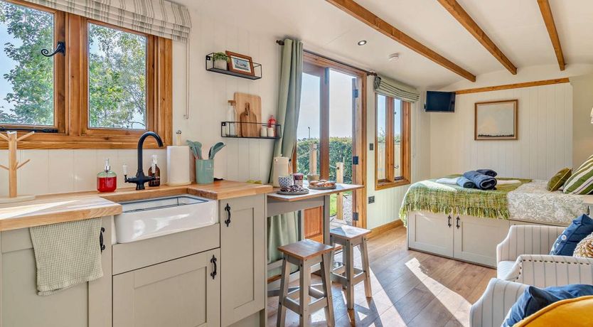 Photo of 1 Bed in Winchburgh