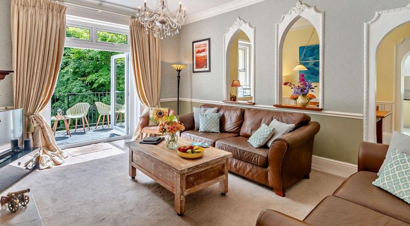 Photo of 2 Bed in Shanklin