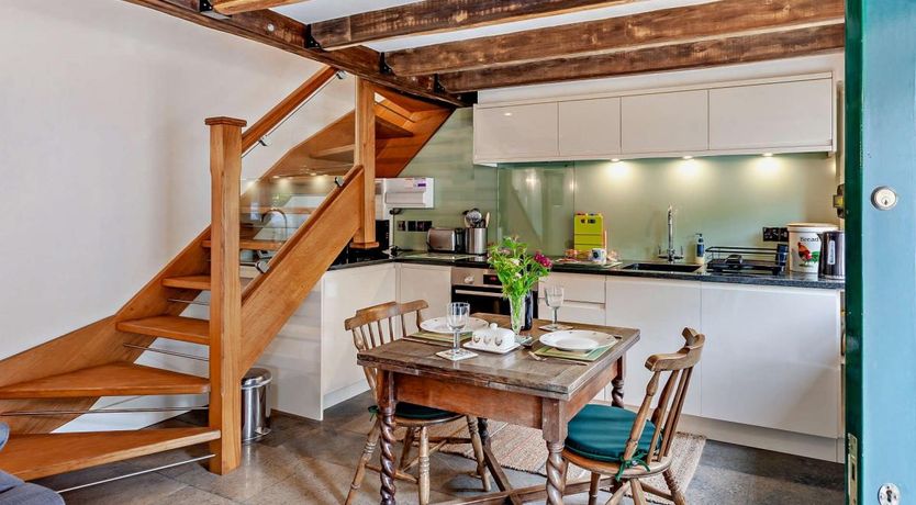 Photo of 1 Bed in Rickford