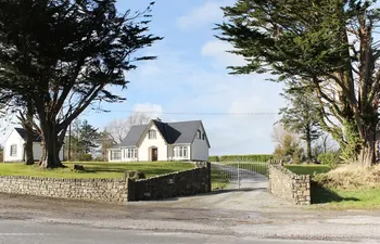 Kerry Way House & Gardens Holiday Home