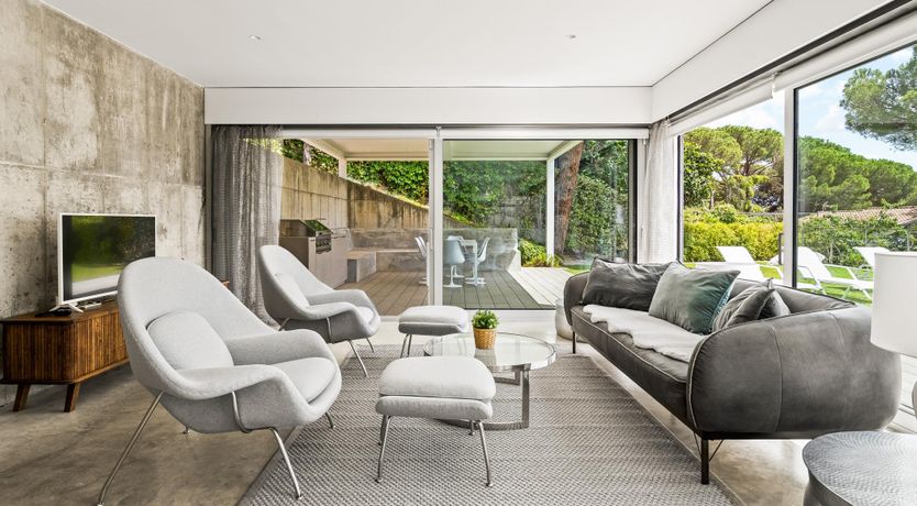 Photo of Silver Shimmer