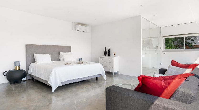 Photo of Silver Shimmer