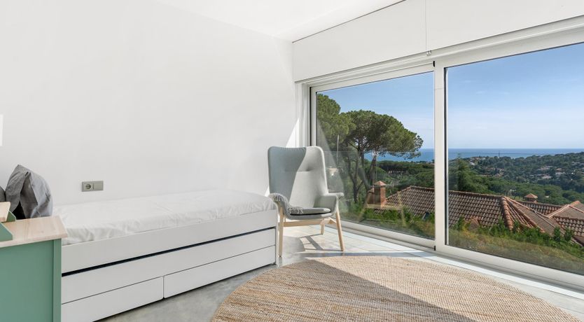 Photo of Silver Shimmer