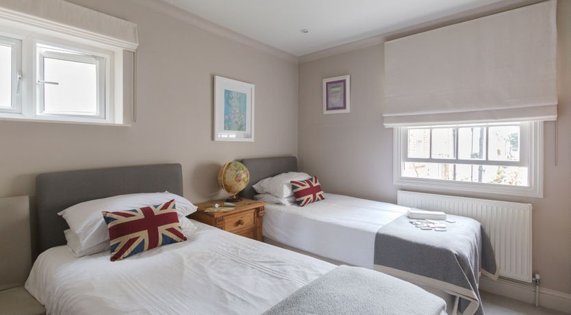 Photo of Jasmine Mews