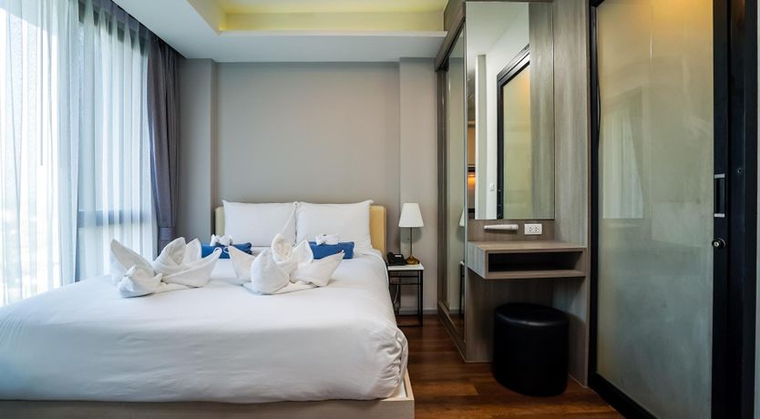 Photo of Sandy Soles