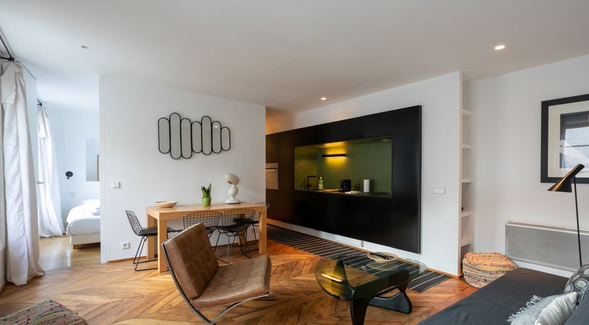 Photo of Paris by Picasso